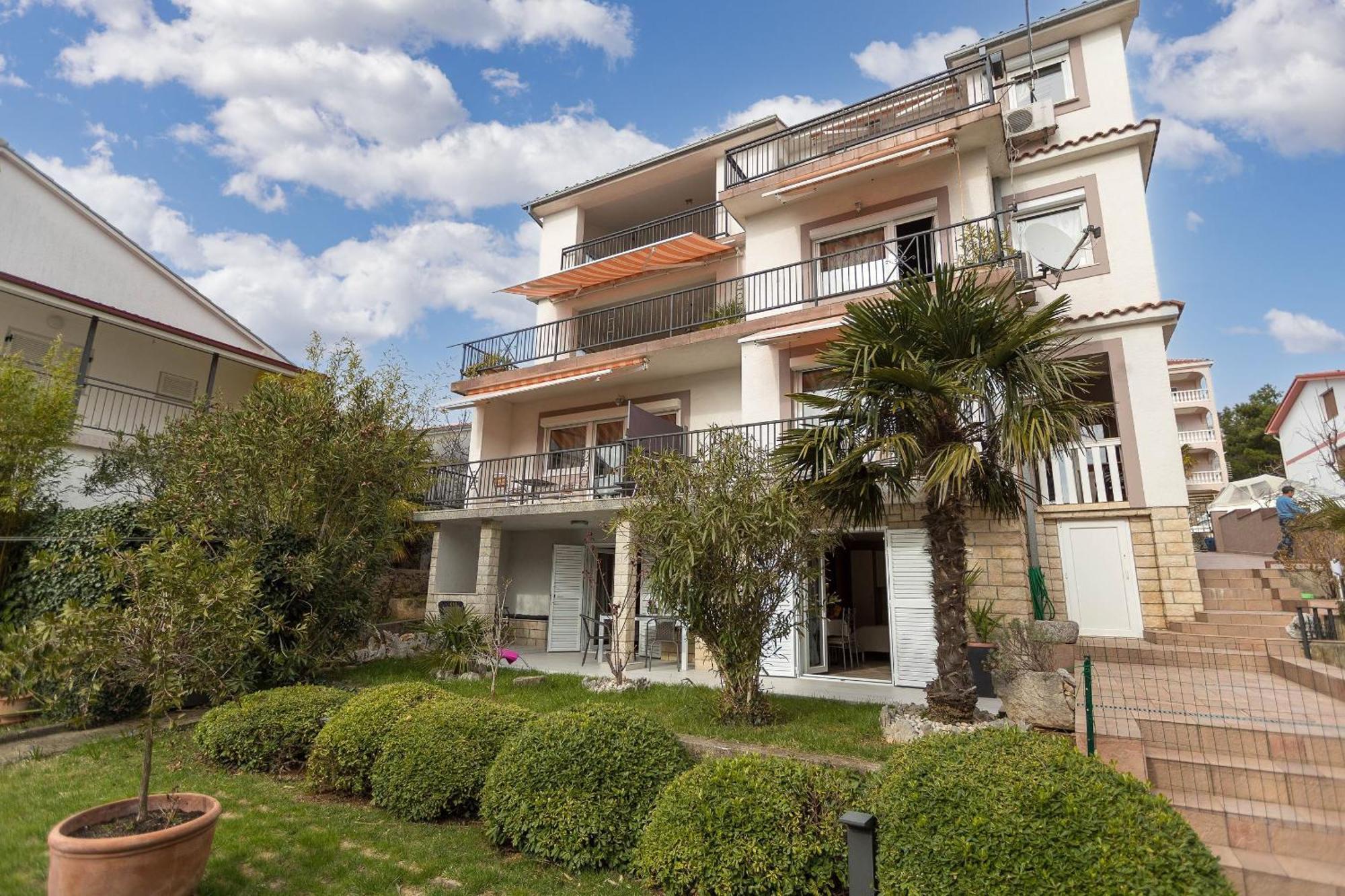 Apartments Karmen 1 Crikvenica Exterior photo