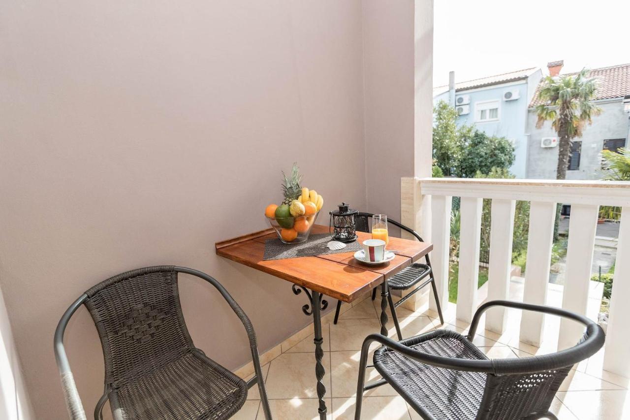 Apartments Karmen 1 Crikvenica Exterior photo